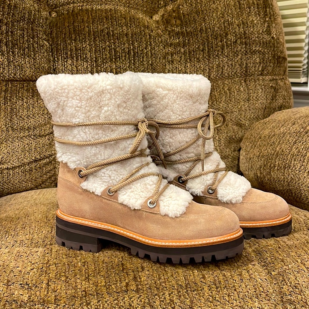 Brand New Marc Fisher Isha Suede Leather Sherpa combat Boot lug sole Size 7